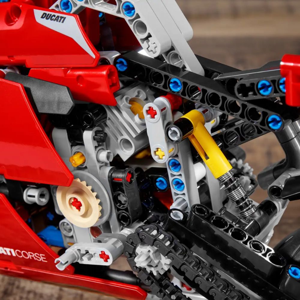 LEGO Technic – Ducati Panigale V4 R