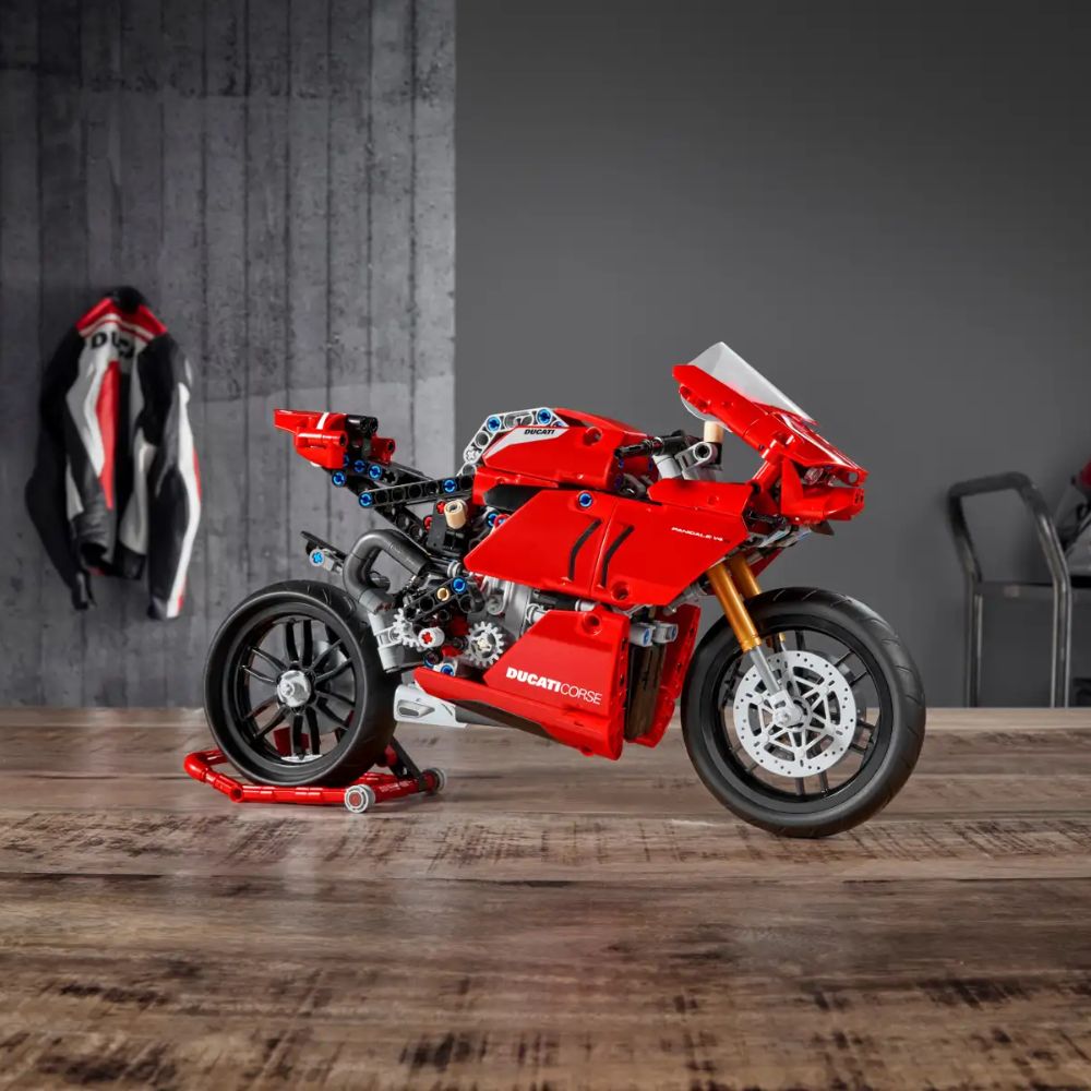 LEGO Technic – Ducati Panigale V4 R